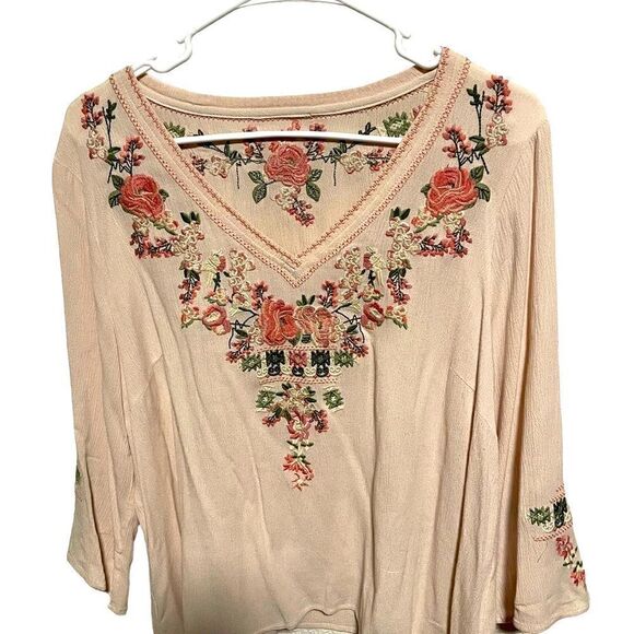 NO BRAND- Women’s Blush Pink Boho Blouse with Embroidered Florals, Size Large - Picture 2 of 8